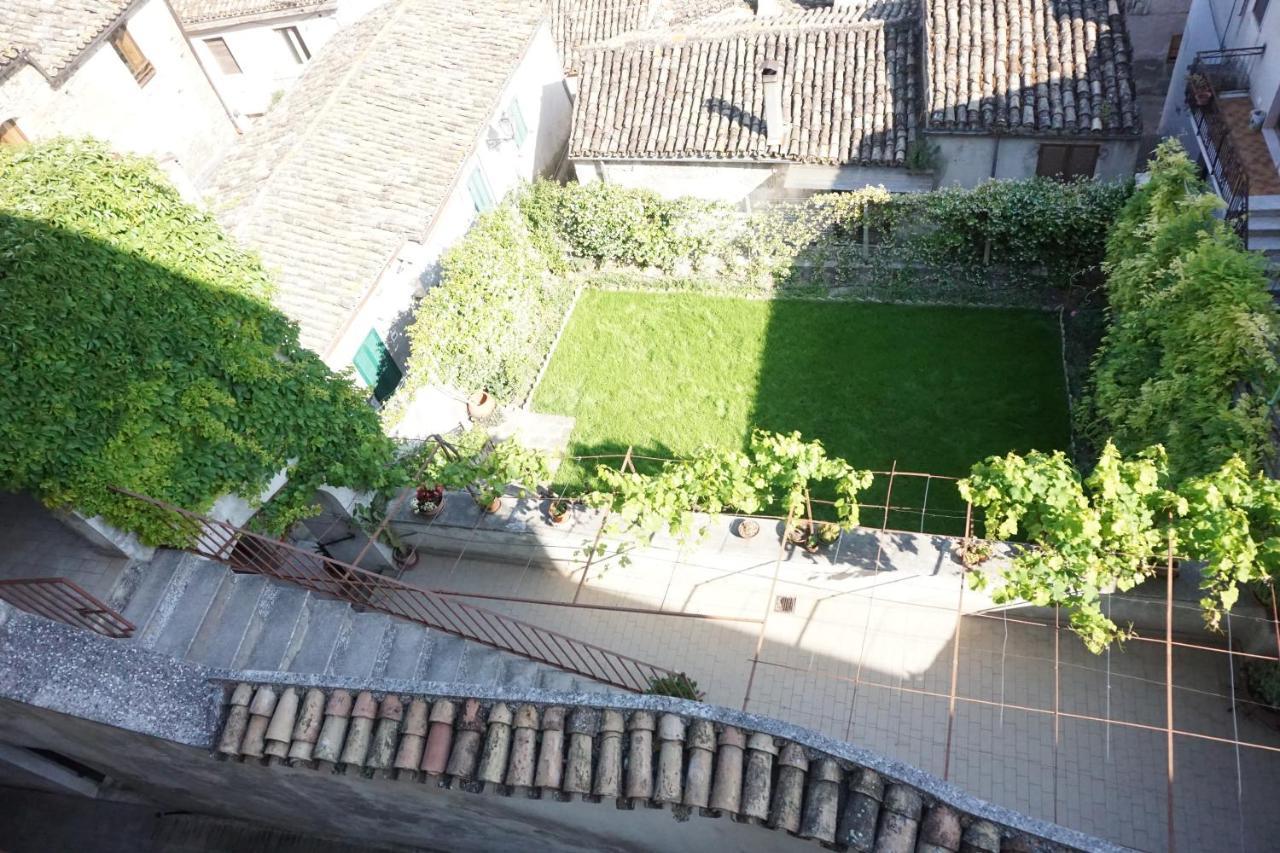 Bed and Breakfast Palazzo De Fabritiis Rosciano  Экстерьер фото